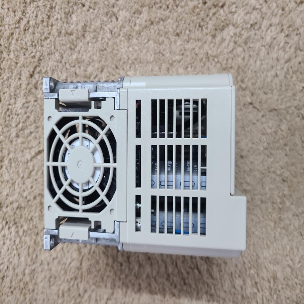 CIMR-JT4A0007BAA - Yaskawa Ac Drive J1000