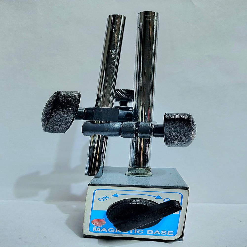 Magnetic Base - Color: Silver