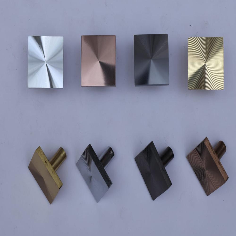 Brass Knobs - Color: 4