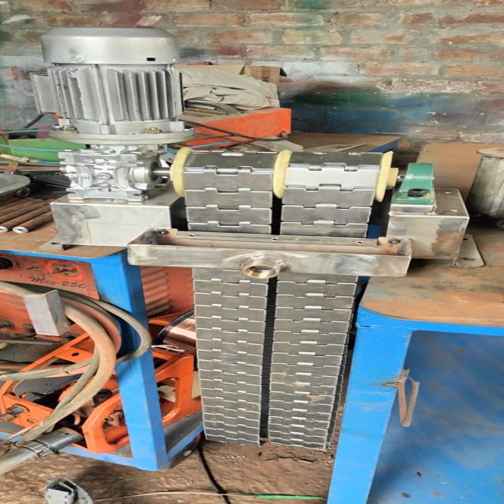 Slat Chain Type Oil Skimmer