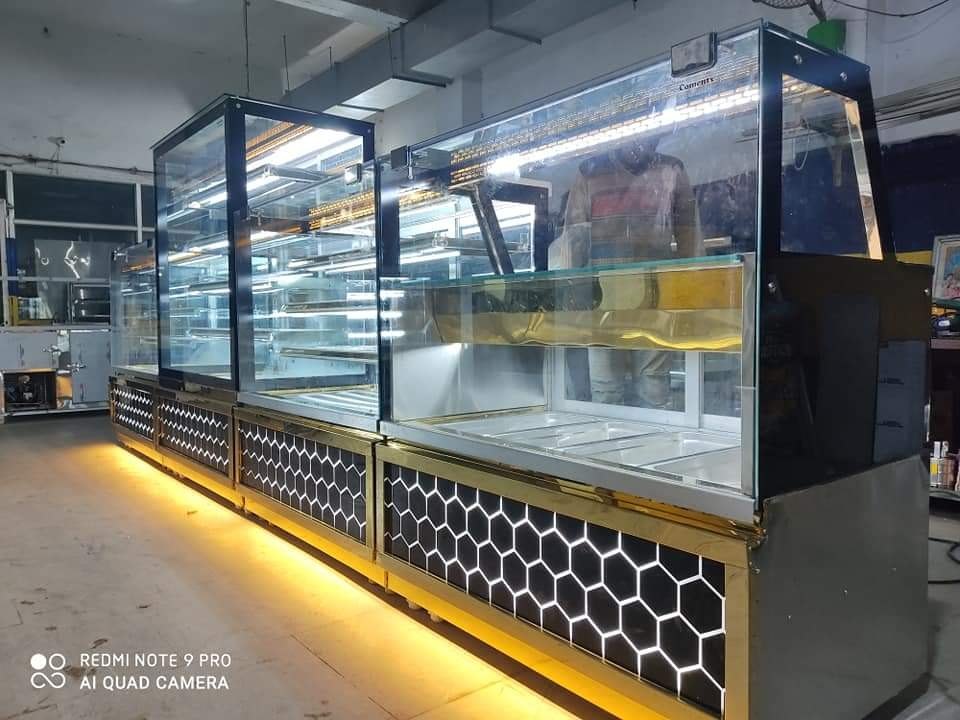 Glass Dry Fruit Counter