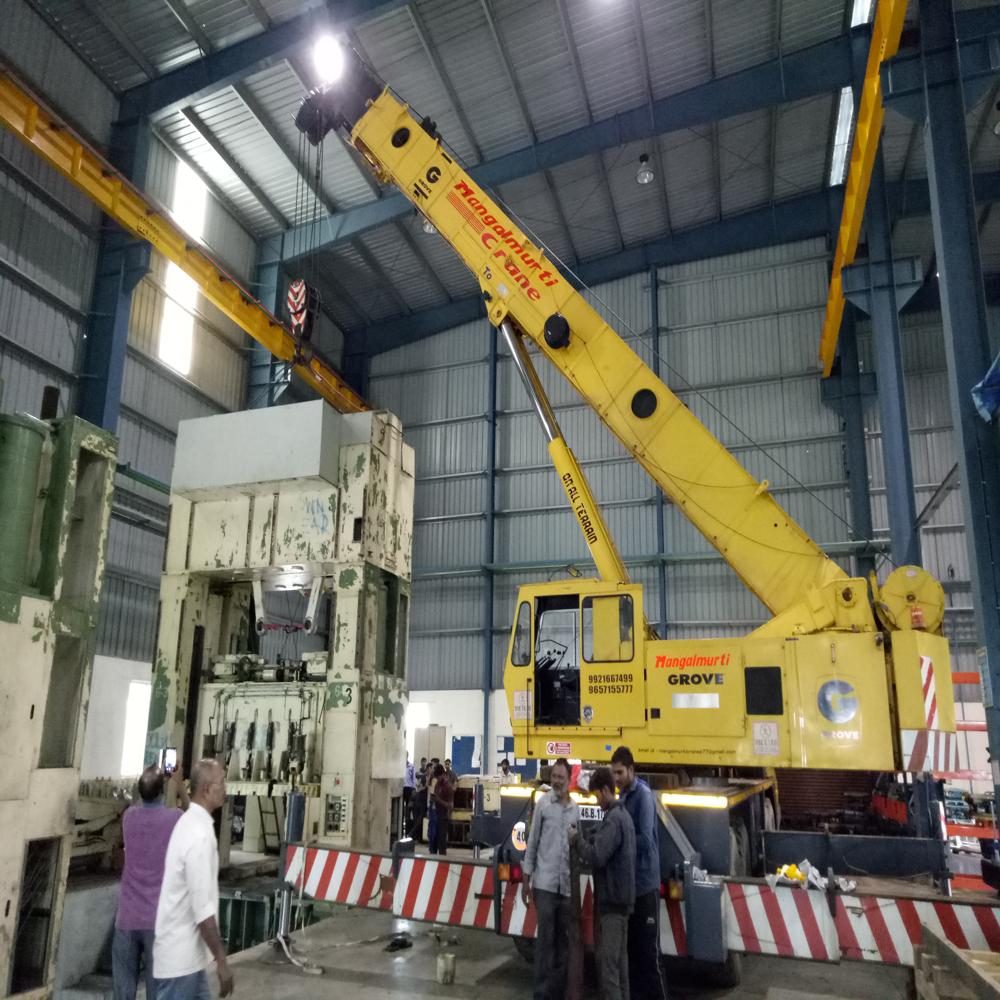 Hydraulic Crane Rental Services