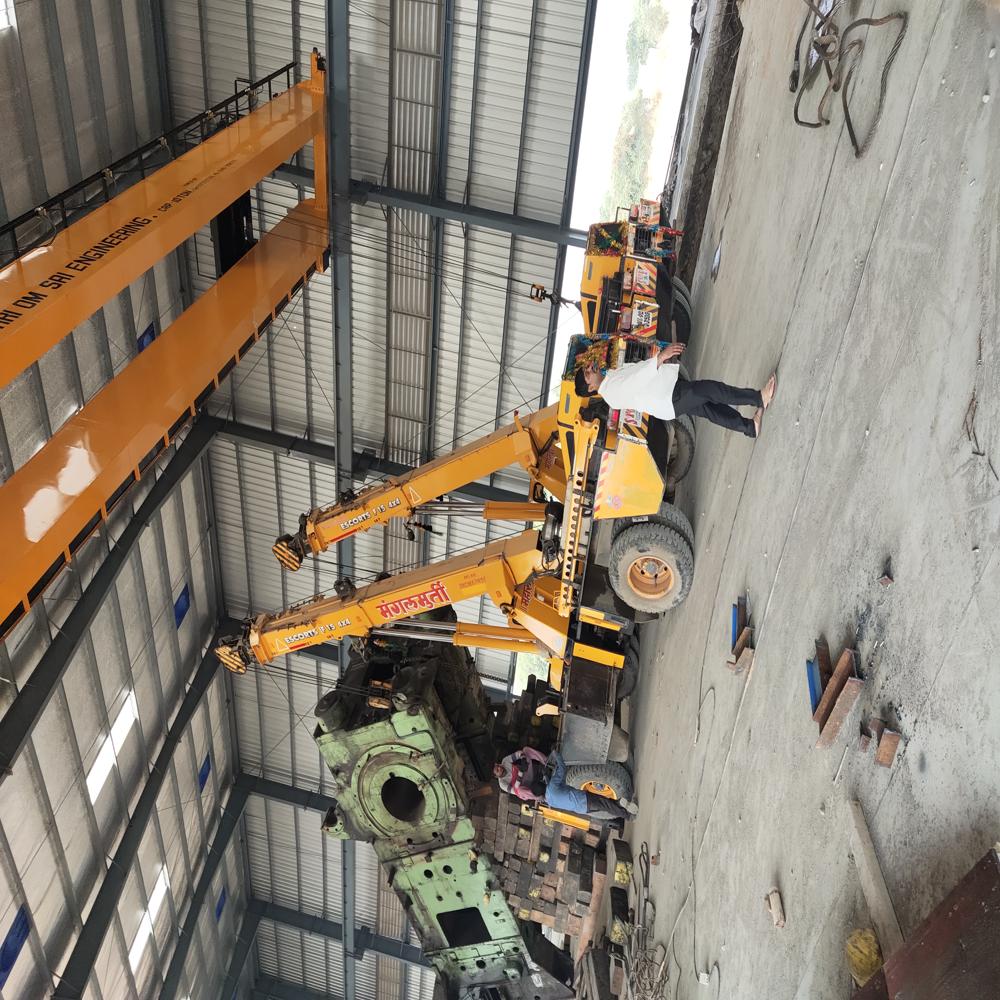 Hydraulic Cranes On Hire