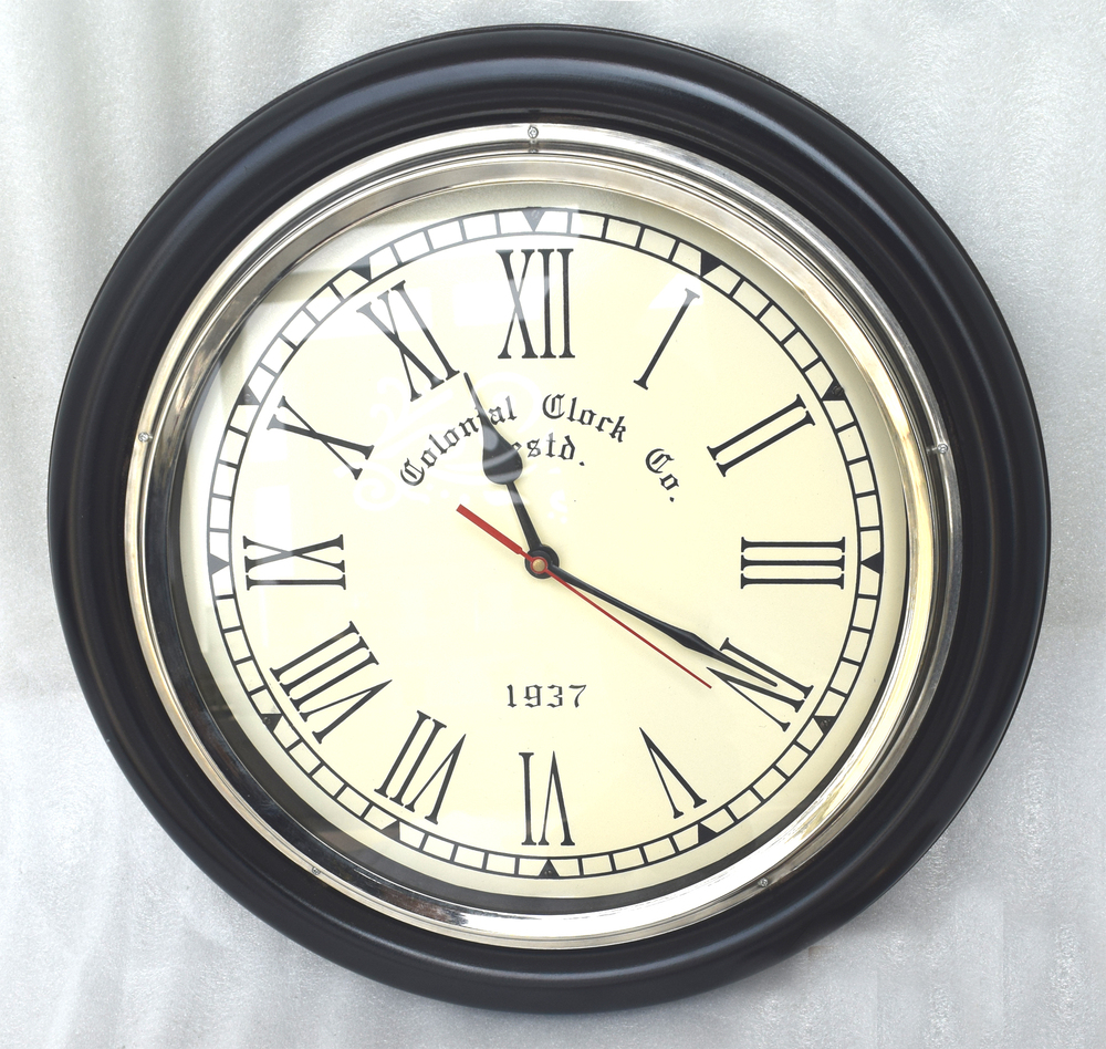 RHD 8368 Wall Clock