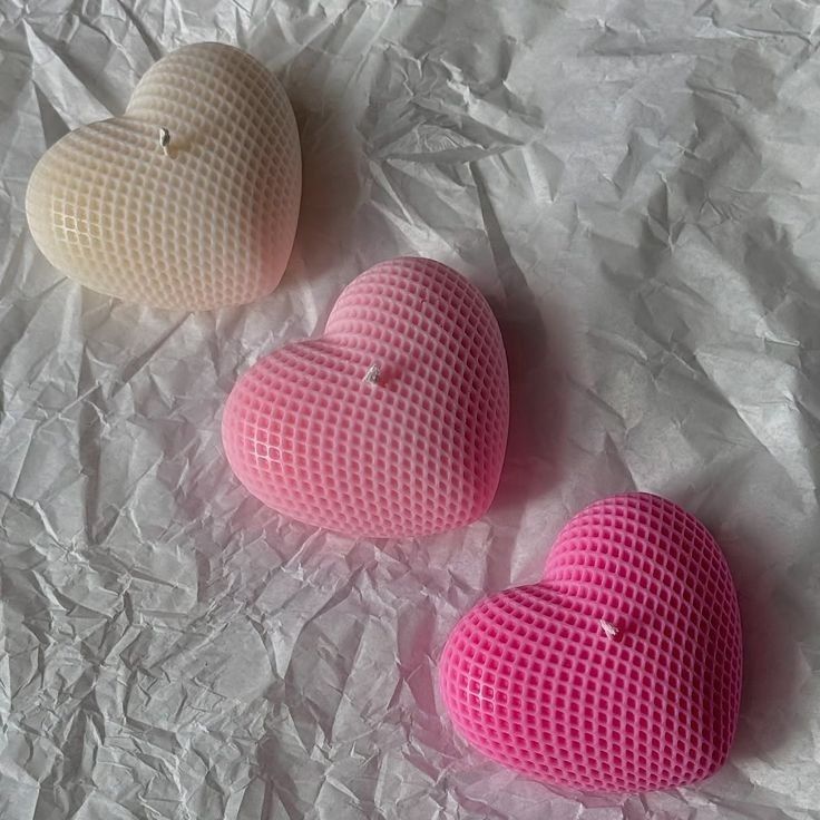 Heart Shape Candle - Burning Time: 2-4 Hours (Depending On Size)