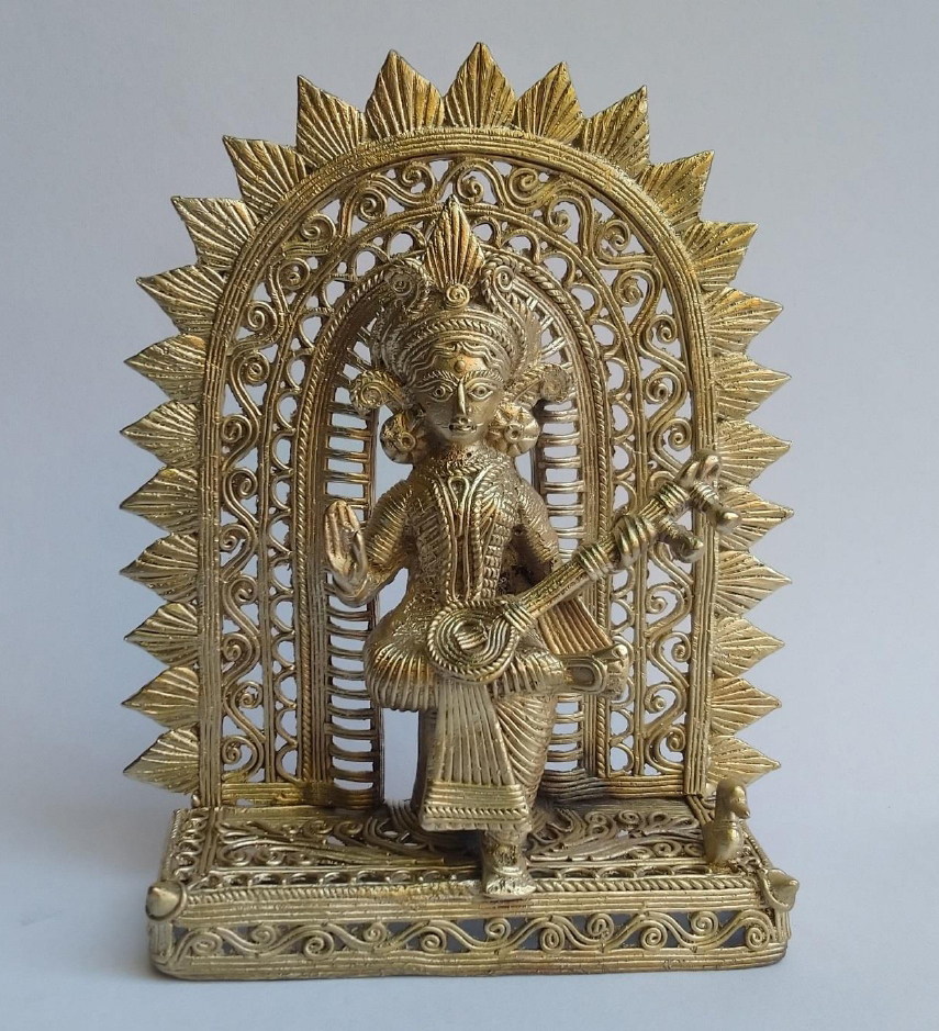 7.5 Inch Saraswati Ji Statue Wth Jali