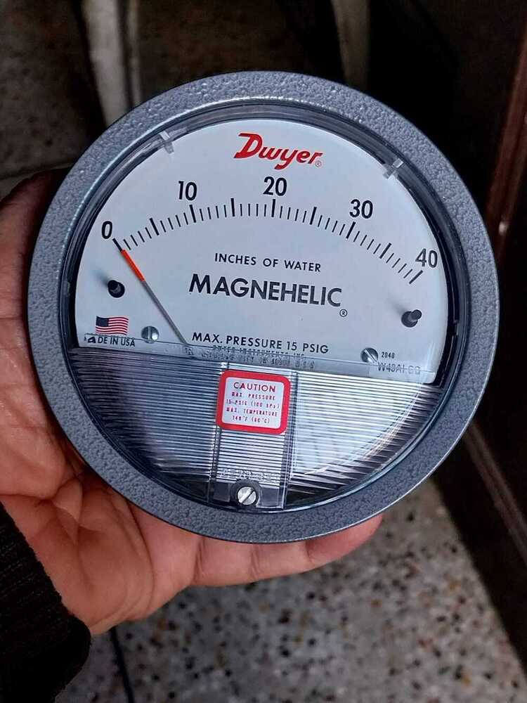 Dwyer Magnehelic Gauge Wholesalers In Vemulawada Telangana