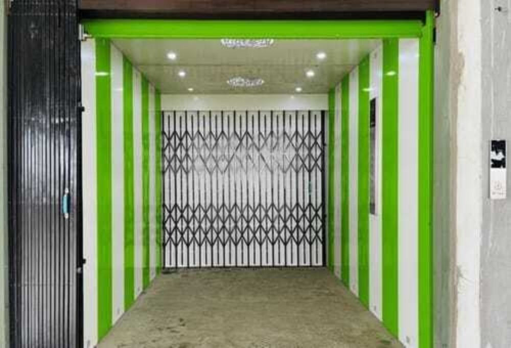 Hydraulic Good Elevator - Capacity: 1000 Kg