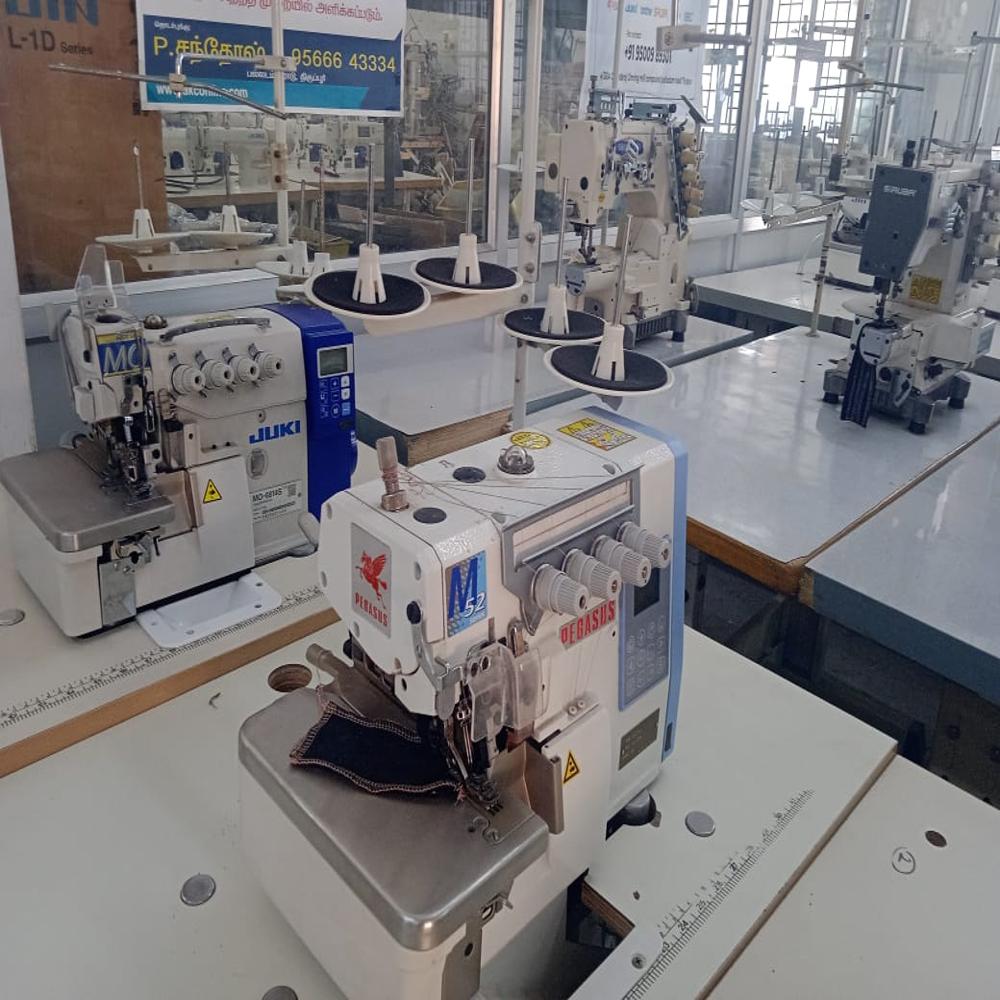 Pegasus M52 Overlock Sewing Machine - Color: Multiple