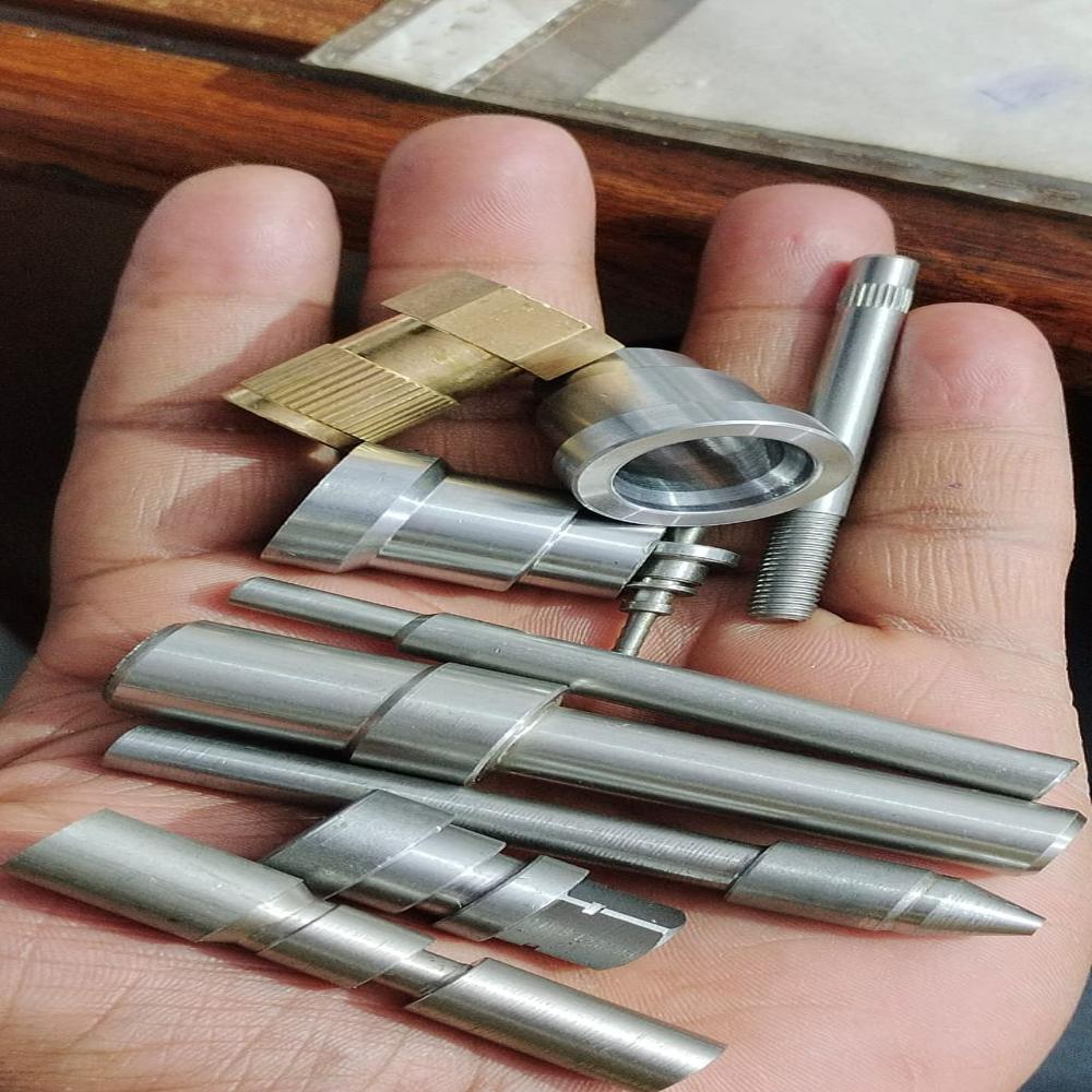 Stainless Steel Knurled Pins - Industrial Grade, Polished Surface For Versatile Hardware Applications