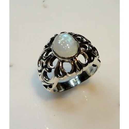 Rainbow Moonstone Silver Ring - Shape: Round