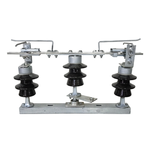 11 KV Porcelain Isolator