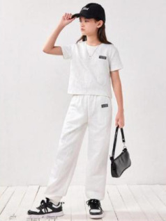 White Half Sleeve Top And Bottom Set For Kids