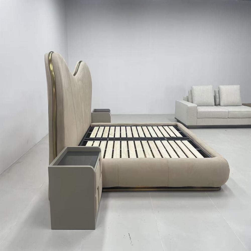 Luxury Curved Headboard Upholstered Bed Velvet Platform Bed Frame