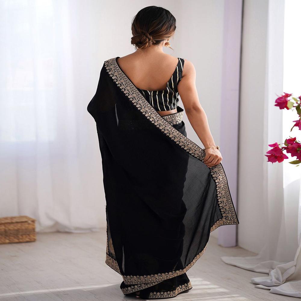 Black Palmy Saree - Decoration Material: Laces