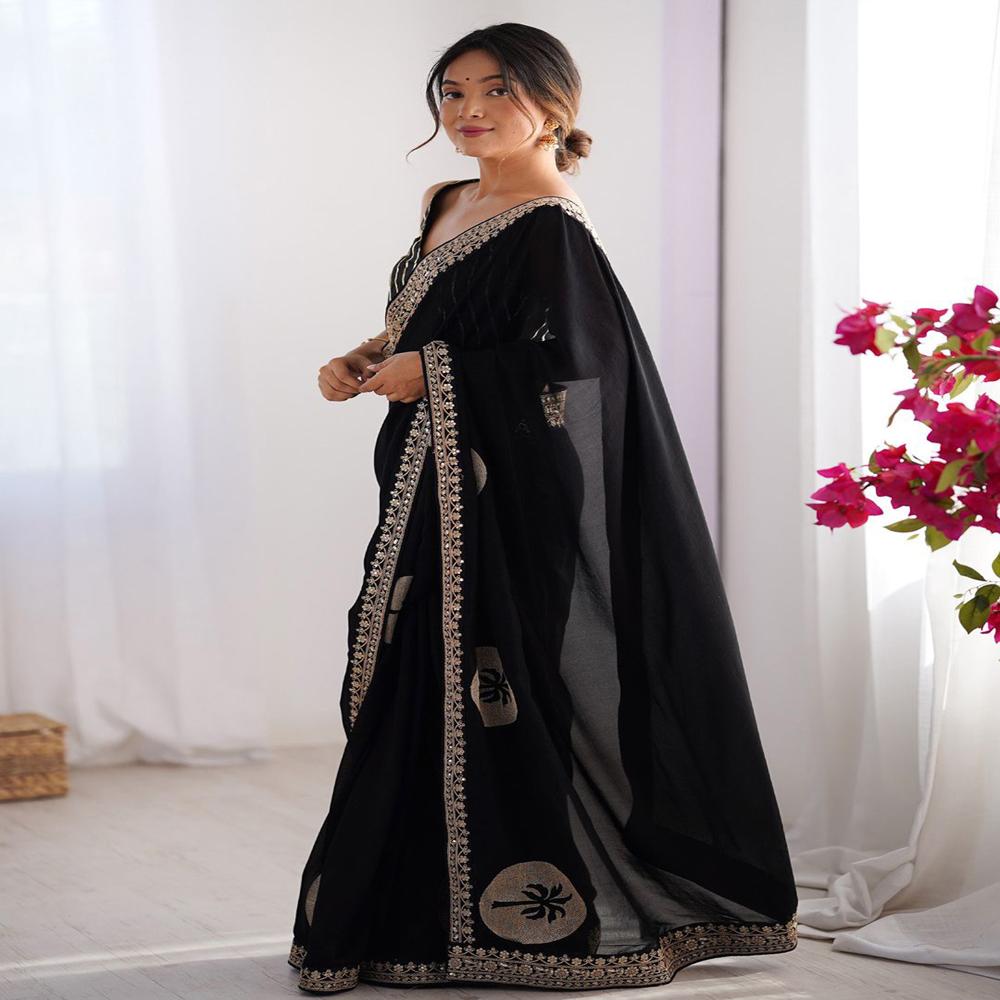 Black Palmy Saree - Decoration Material: Laces