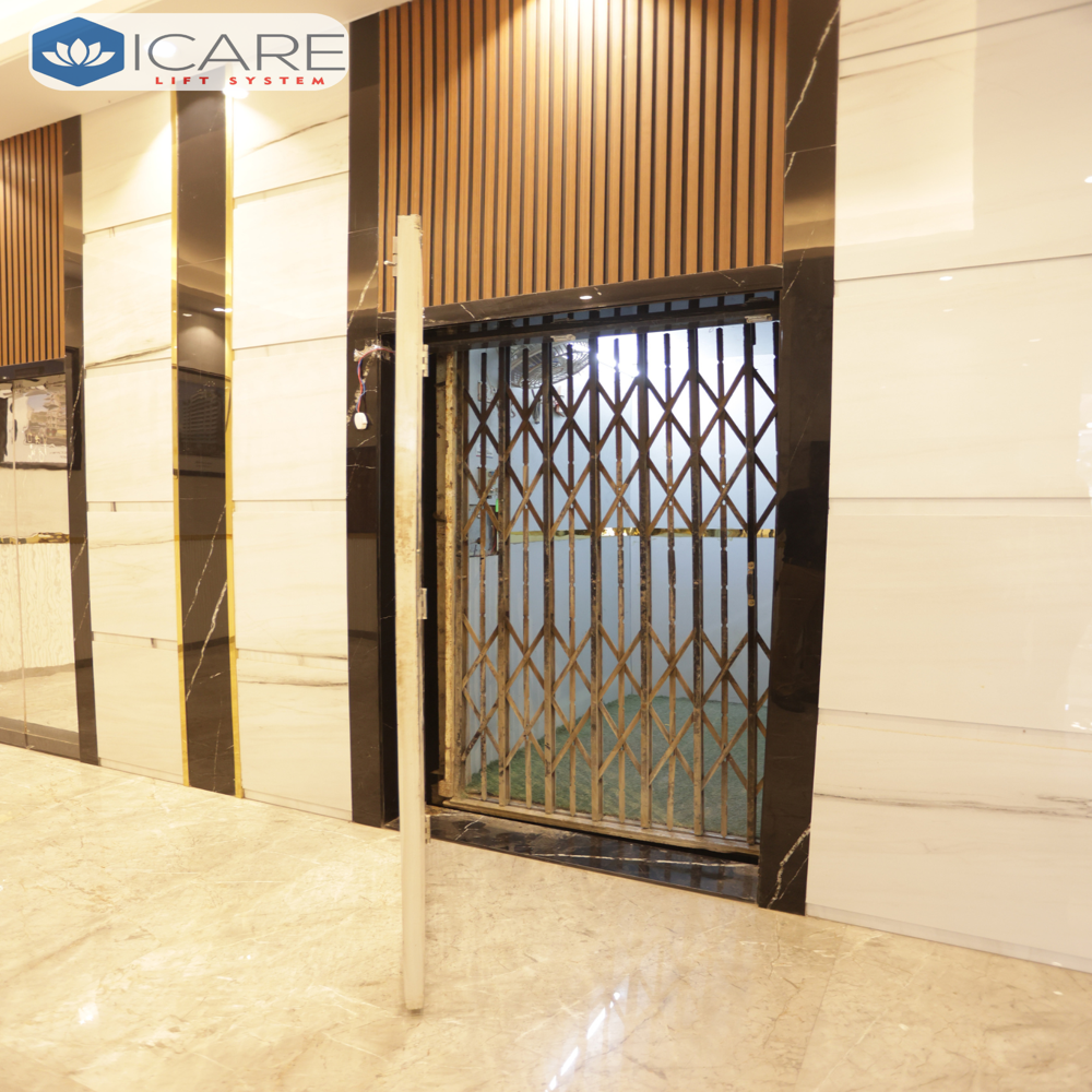 Construction Man Material Lift