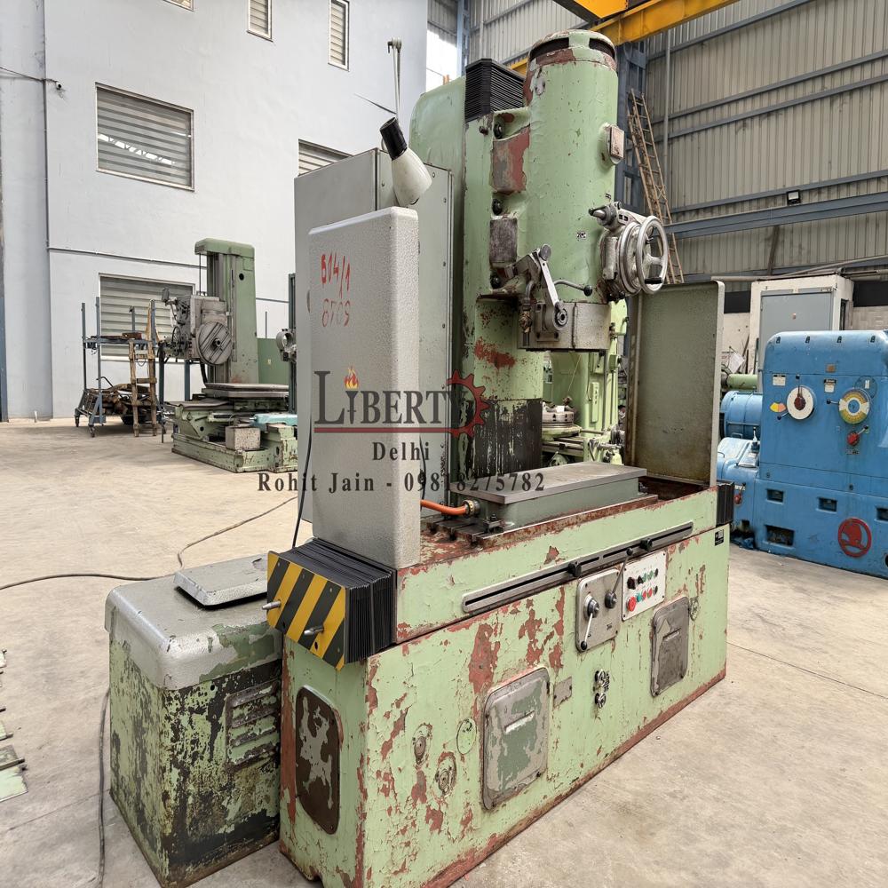 MAS Czech BPV300/1 Vertical Surface Grinding Machine