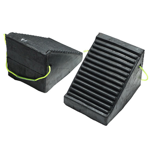 Rubber Wheel Chock - Feature: Handle With Rope To Carry