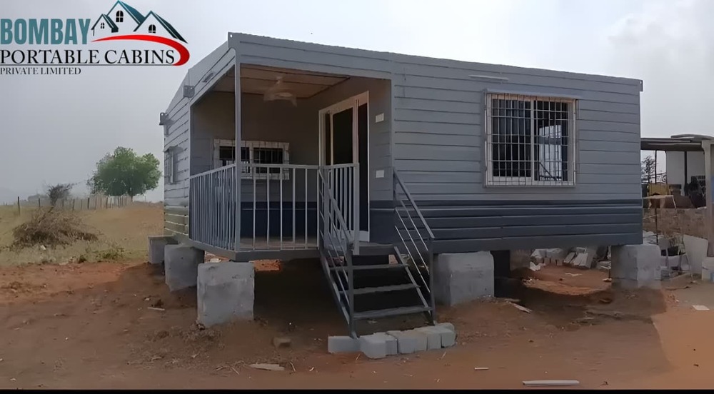 FARM HOUSE CABIN 20X20