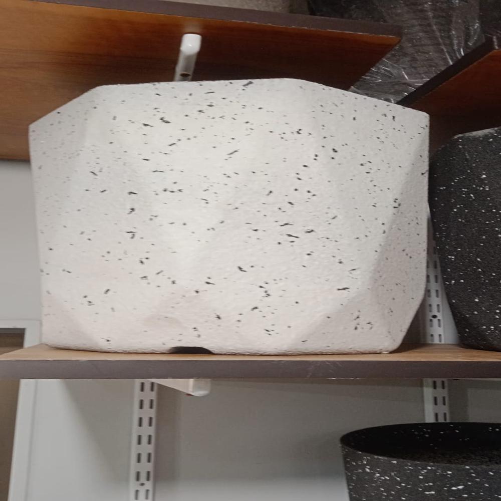 SG-BPT144 White Sand Coated Dimond Planter