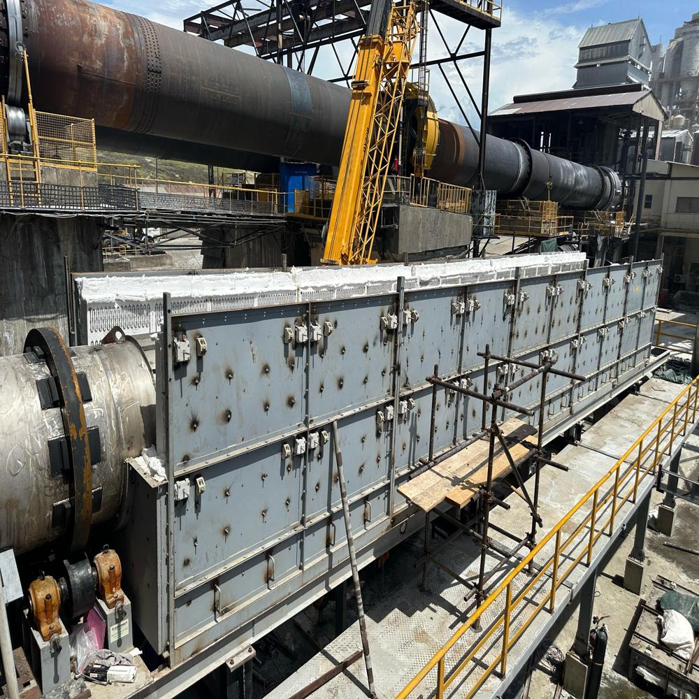 Rotary kiln under erection