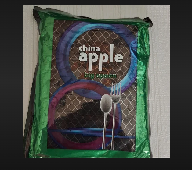 China Apple  Plastic Spoon