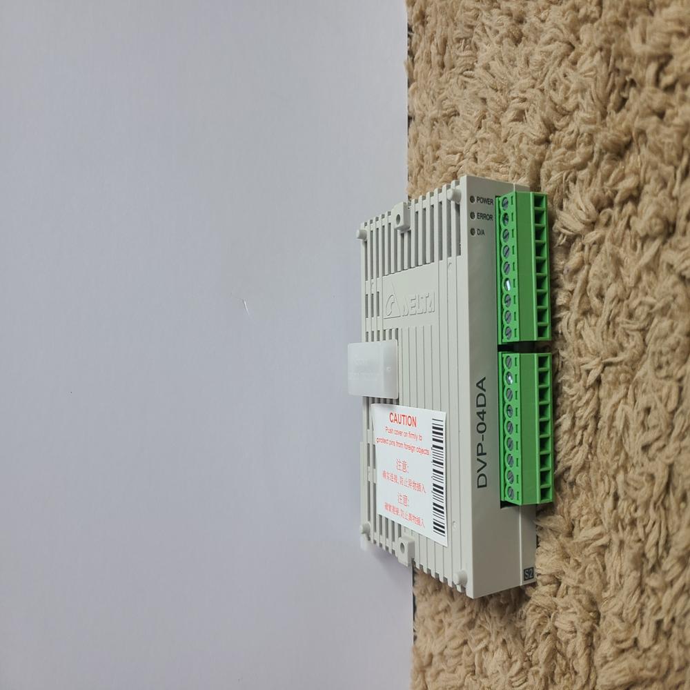 Dvp04da-h2 - Delta Plc - Application: Industrial Machinery