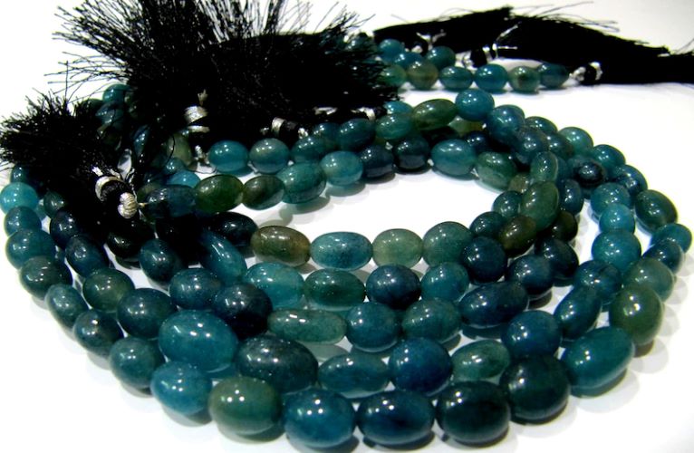 Dyed Blue Sapphire quartz Oval Plain Smooth 7x9mm to 8x10mm Size Beads Strand 13 inches long