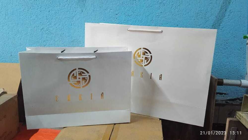 Customized Garments Shopping Paper Bag