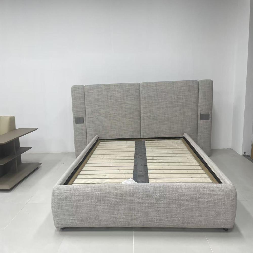 Modern Luxury Light Gray Linen Upholstered Platform Bed with Oversized Modular Headboard