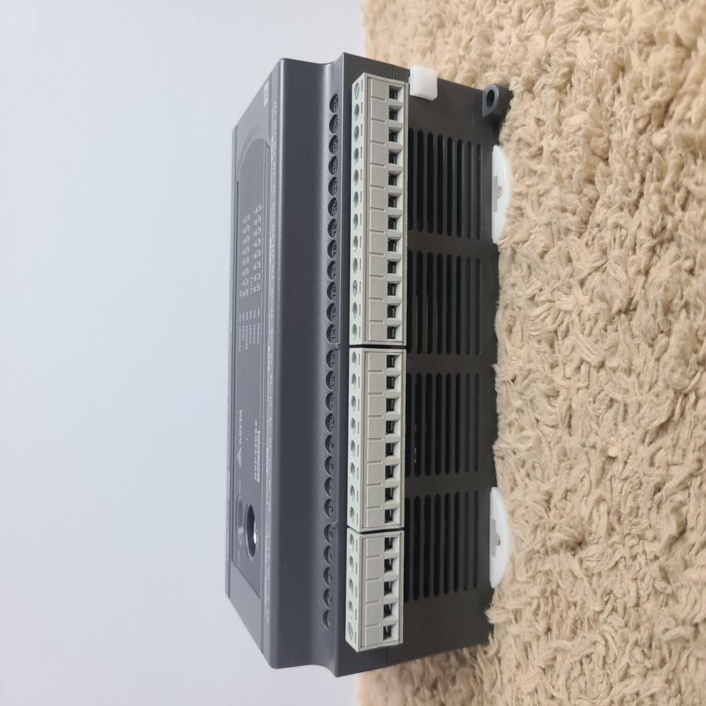 DVP32ES200R - Delta PLC