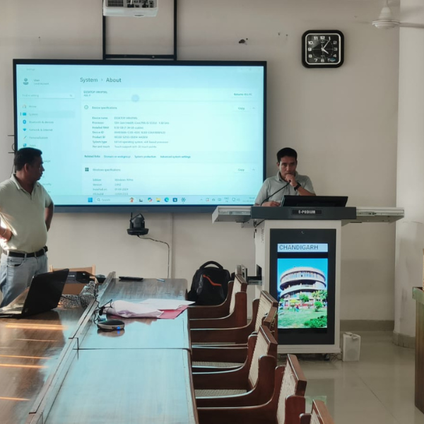 Electronic Lectern - Features: Good Quality