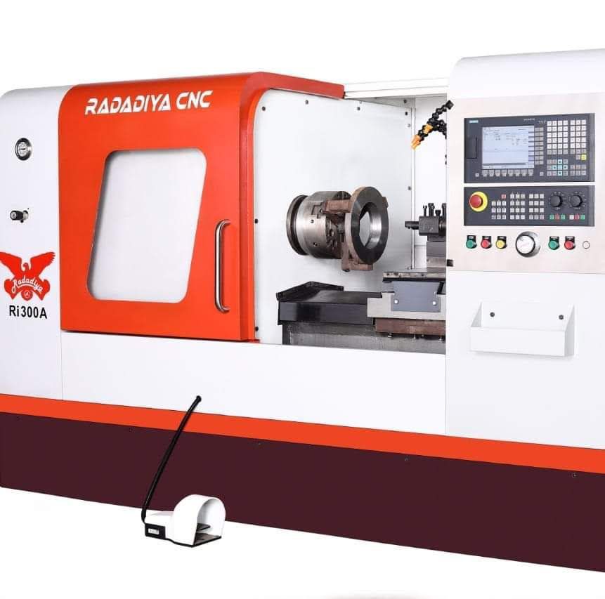 Cnc Flat Bed / Lathe Turning Machine - Color: White