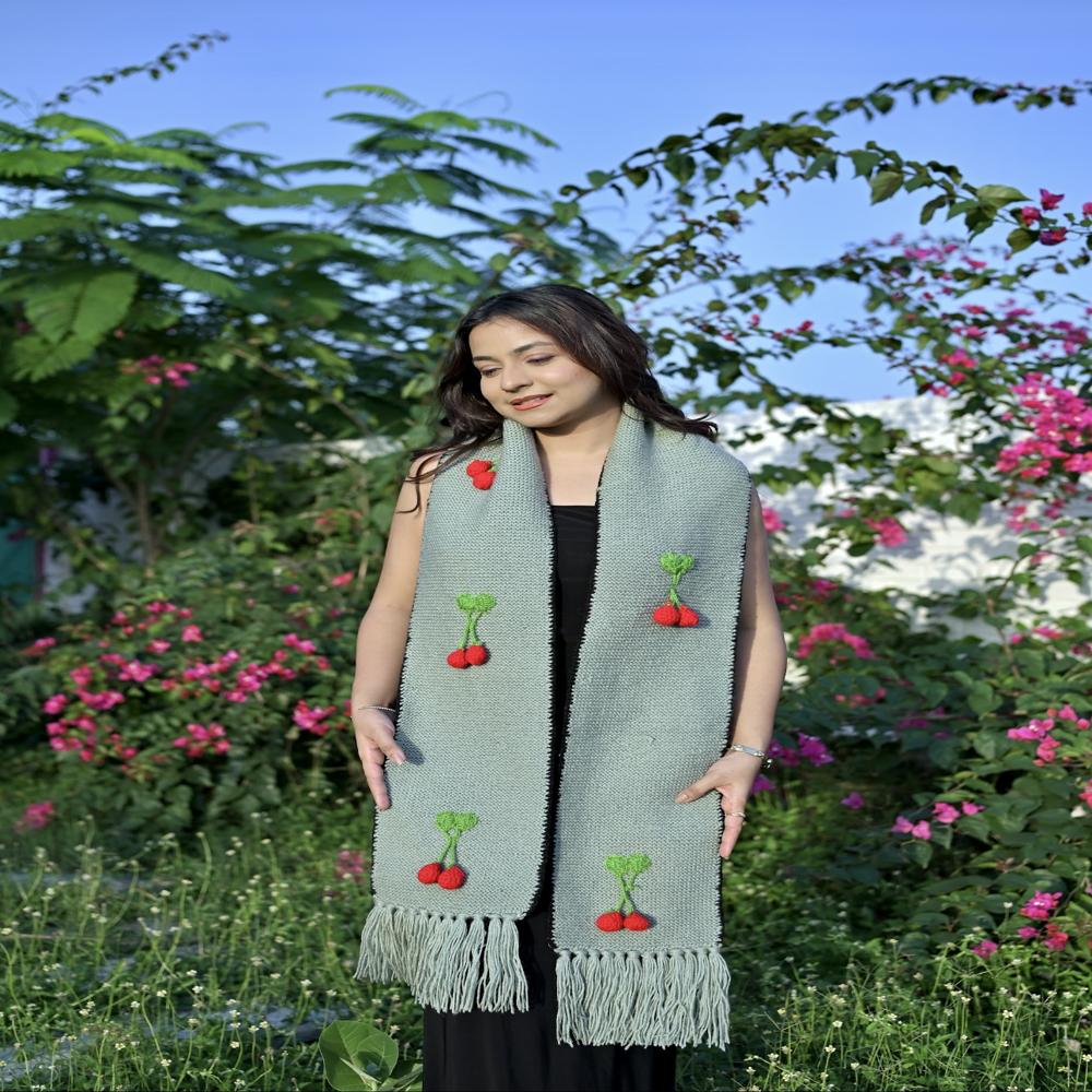 Ladies Hanging Cherry Grey Scarf