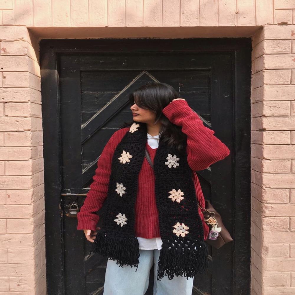 Ladies Polish Black Scarf