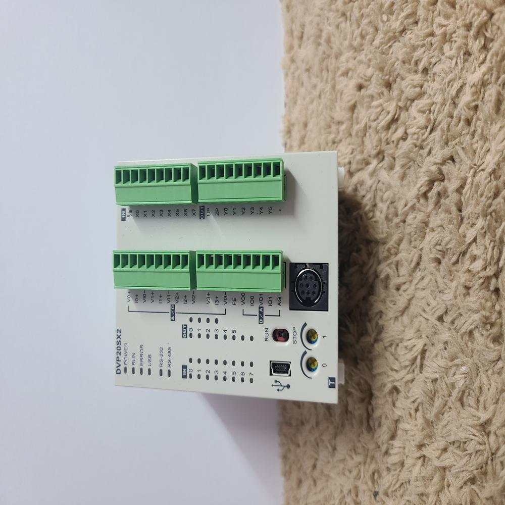 DVP20EX200T - Delta PLC