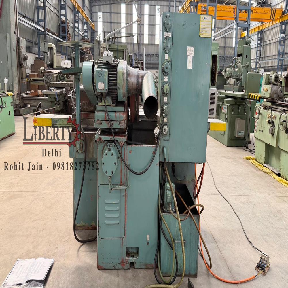 TOS Czech 2Ud P2 / 750 mm Cylindrical Grinder Machine