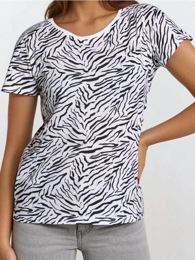Womens Printed Casual T-shirt Combo - Color: White