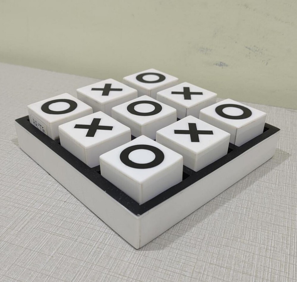 Artg152 Resin Board Game - Age Group: 8 Years & Above
