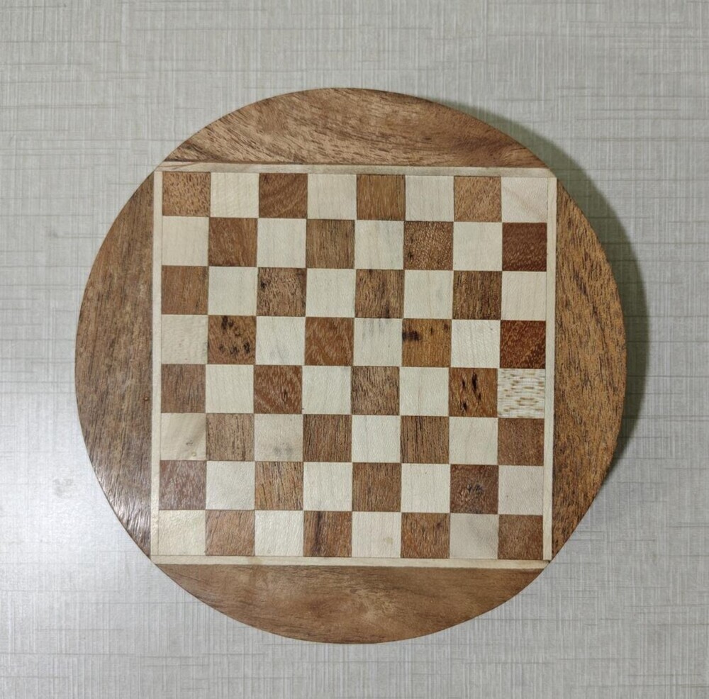 Artg176 Resin Board Game - Age Group: Kids And Adults