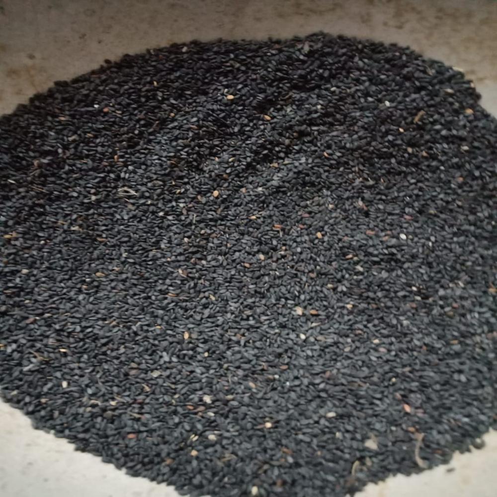 black sesama seeds