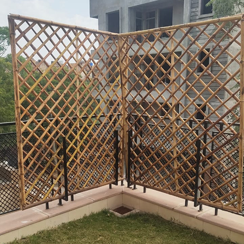 Outdoor Bamboo Chick Blind