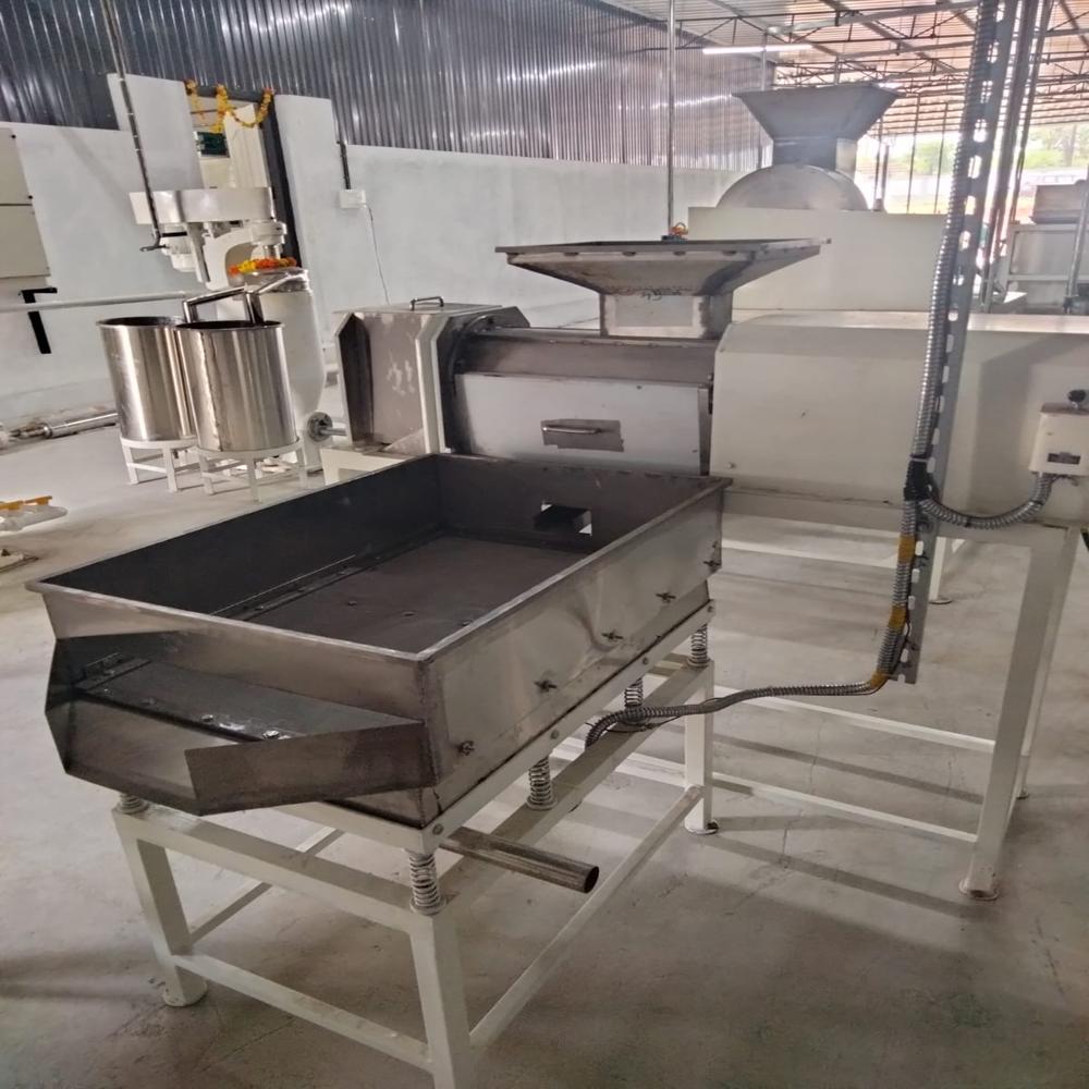 Mariya Drumstick Leaves Extractor Machine -25 kg/hr