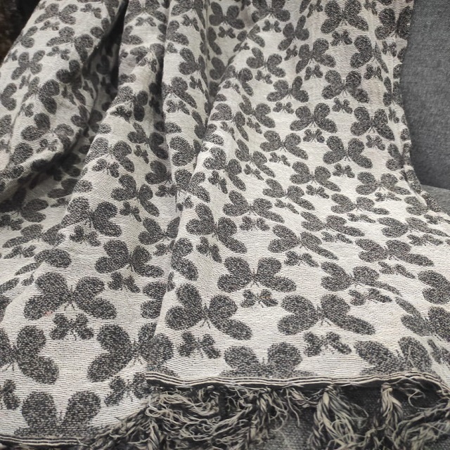 Butterfly Polyester Cotton Throw - Feature: Shrink-resistant