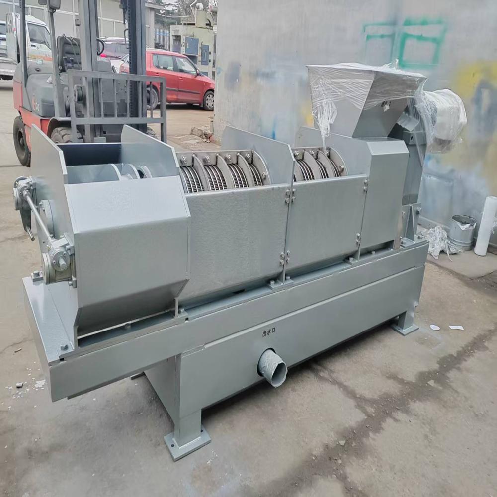 2 TPH NAPIER GRASS De-Watering Machine