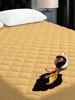 FITTED QUILTED HEAVY QUALITY MATTRESS