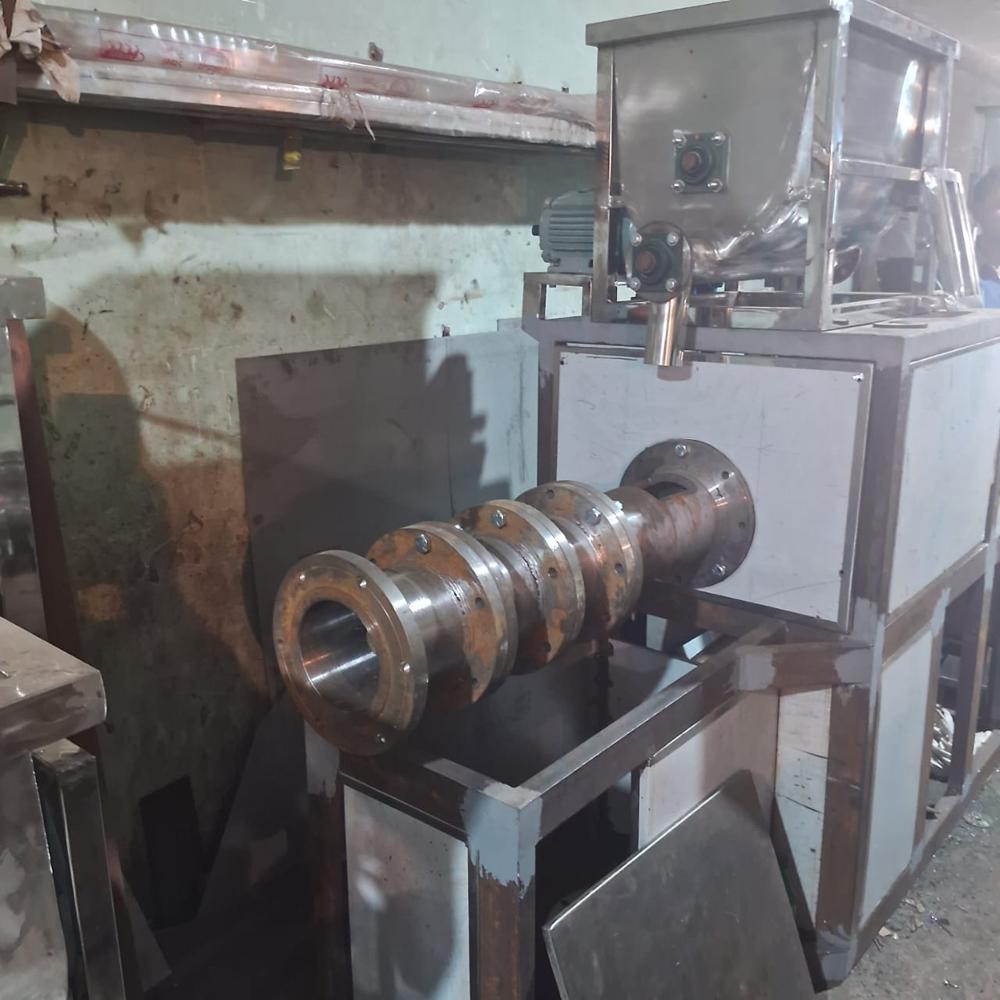 Soya Chunks Extruder