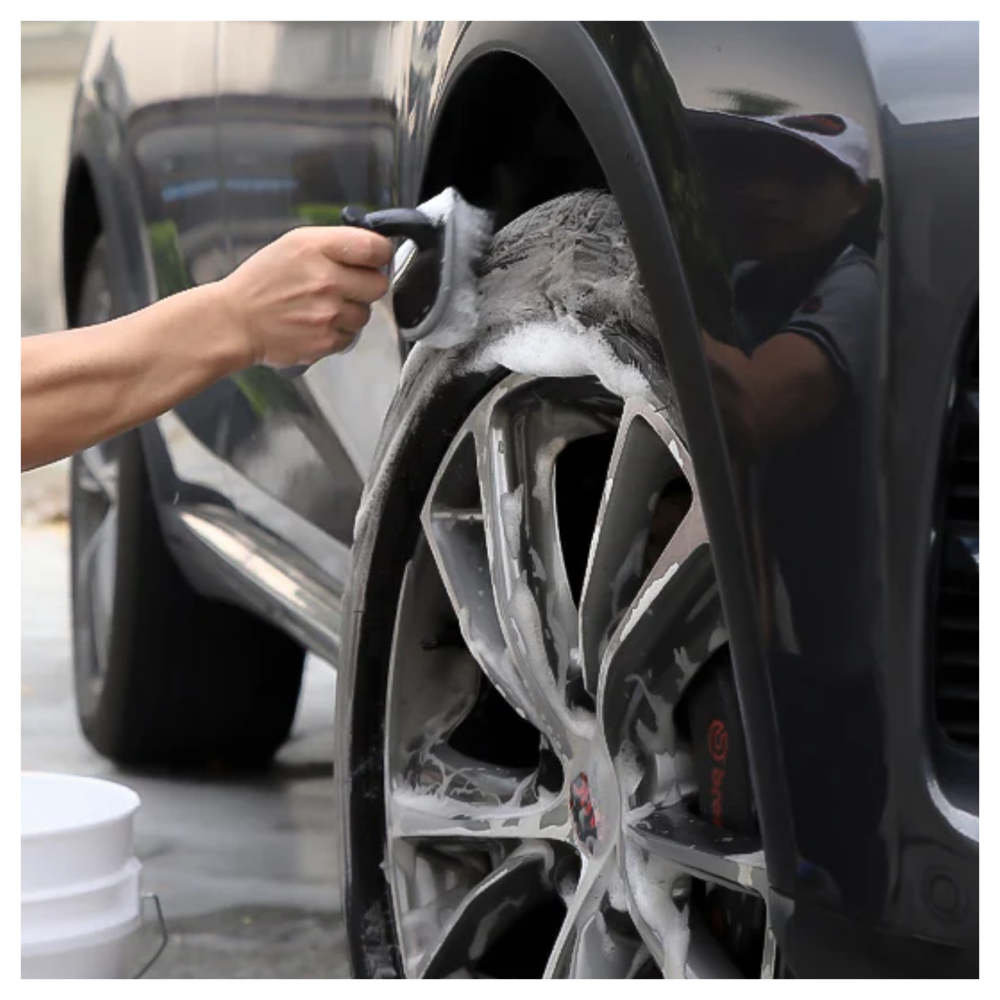 Car Tyre Cleaning Brush - Durable Bristle Brush for Deep Tyre & Wheel Cleaning