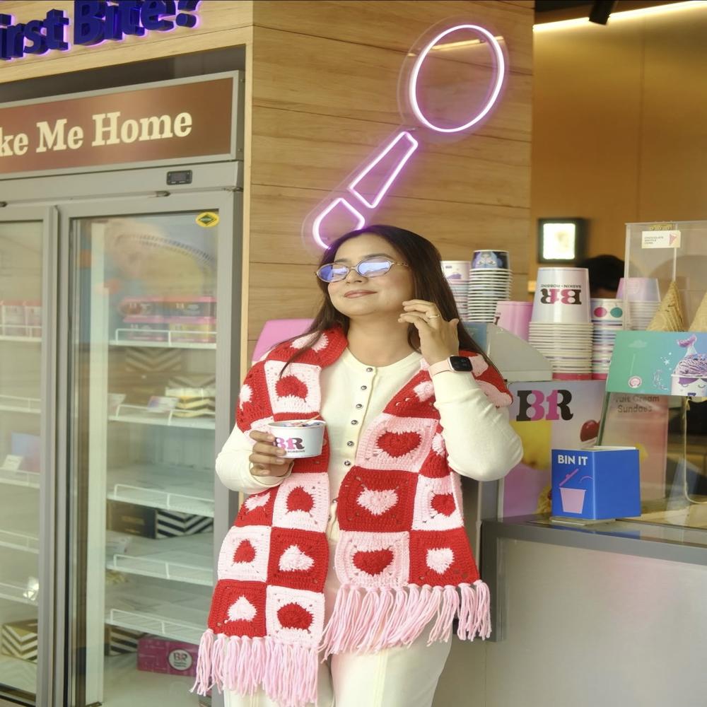 Ladies Parisian Heart Scarf